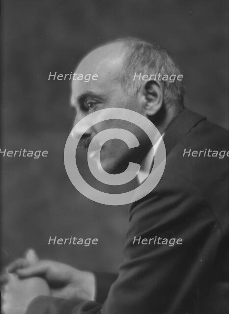 Esberg, Mr., or Mr. Melton, portrait photograph, 1915 Jan. Creator: Arnold Genthe.