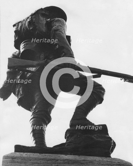Royal Fusiliers memorial to the Jewish Battalion, WWI, London. Artist: Unknown