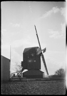 Mount Ephraim Windmill, Moat Lane, Mount Ephraim, Ash, Dover, Kent, 1929. Creator: Francis Matthew Shea.