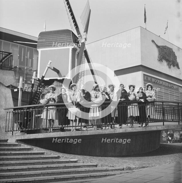 Bull Ring Centre, Birmingham, 25/02/1965. Creator: John Laing plc.