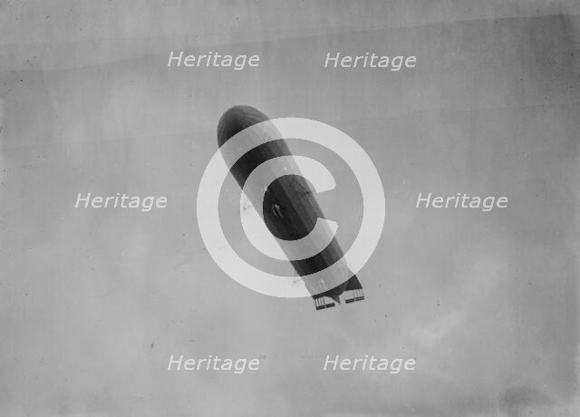 Zeppelin L II [i.e., zeppelin], between c1910 and c1915. Creator: Bain News Service.