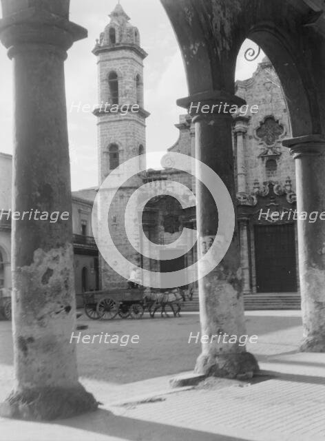 Travel views of Cuba and Guatemala, between 1899 and 1926. Creator: Arnold Genthe.