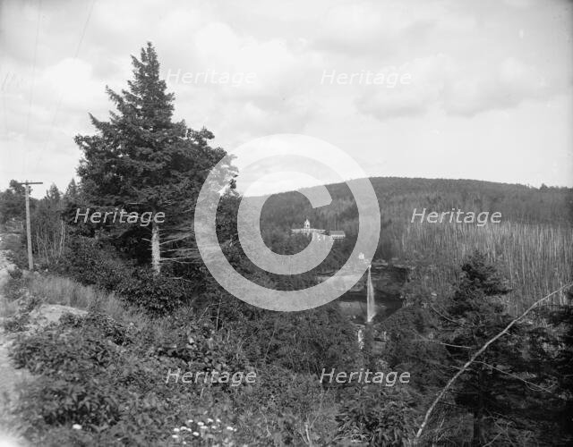 Kaaterskill Falls and Laurel House, Catskill Mts., N.Y., between 1895 and 1910. Creator: Unknown.