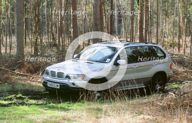 2001 BMW X5 4.4i. Artist: Unknown.