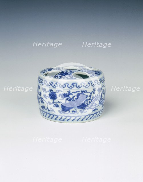Blue and white brush and ink stand, China, 1522-1566. Artist: Unknown