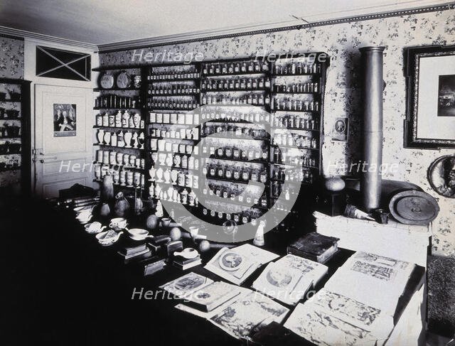 Part of the collection of pharmaceutical and medical antiques collected by Burkhard Reber...1904. Creator: Unknown.