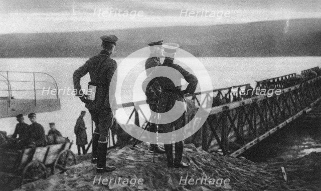 Mackensen's army crossing the Danube river, Romania, World War I, 1916. Artist: Unknown