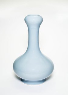 Bulbous-Shaped Vase, Qing dynasty (1644-1911), Yongzheng reign mark and period (1723-1735). Creator: Unknown.