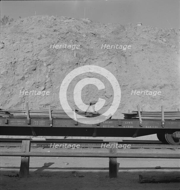 Freight train going east near Yuma, Arizona, 1937. Creator: Dorothea Lange.