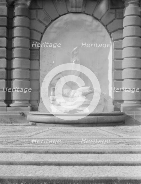 Fountain and sculpture in the gardens at Kijkuit, John D. Rockefeller's estate..., 1917 Creator: Arnold Genthe.
