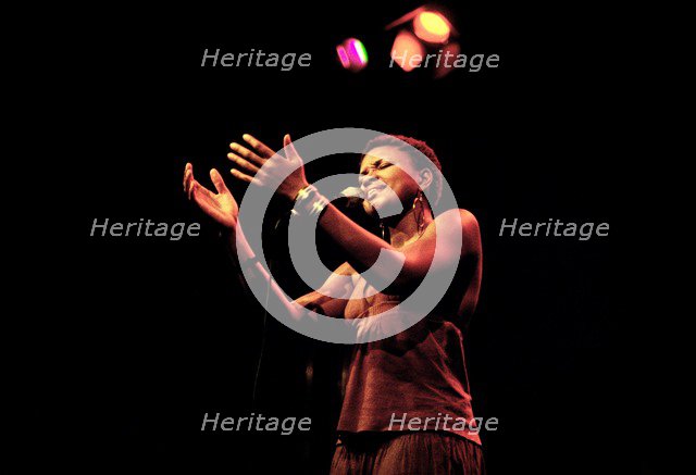 Lizz Wright, Brighton Pavilion, East Sussex, November 2005. Artist: Brian O'Connor.