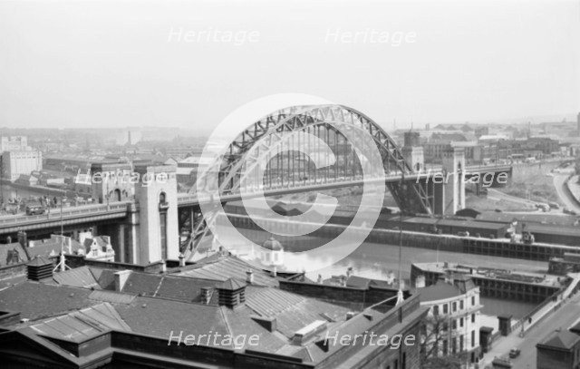 Tyne Bridge, Newcastle upon Tyne, Tyne and Wear, 1945-1980. Artist: Eric de Maré