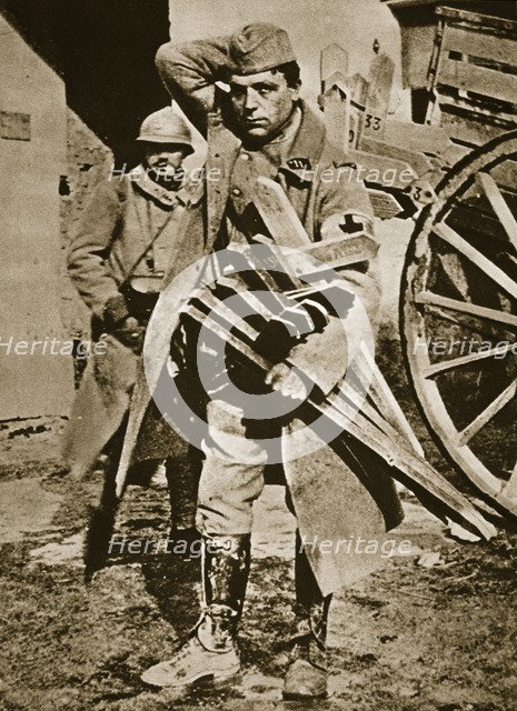 French soldier with wooden crosses to be placed on temporary graves, World War I, c1914-c1918. Artist: Unknown