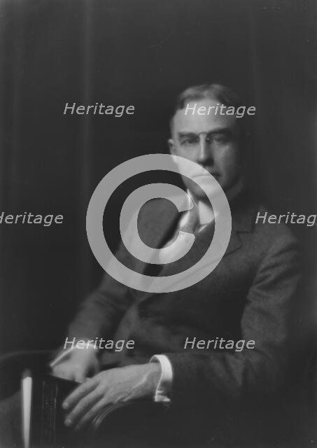 Saunders, Maurice, Mr., portrait photograph, 1917 Nov. 6. Creator: Arnold Genthe.