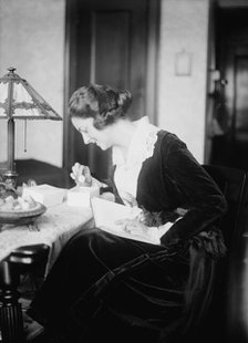 Cora Chase, between c1915 and c1920. Creator: Bain News Service.