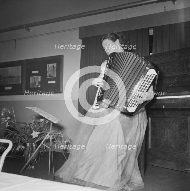 John Laing and Son Limited, Page Street, Mill Hill, Barnet, London, 27/03/1953. Creator: John Laing plc.