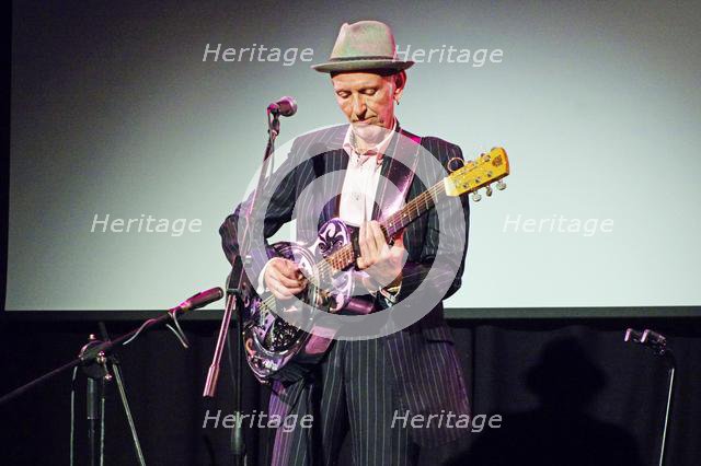 Mark Flanagan, Crawley Blues Club, Hawth, Crawley, West Sussex, 28 Sept 2019. Creator: Brian O'Connor.