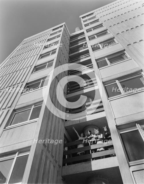 Restell Close, Greenwich, London, 22/10/1966. Creator: John Laing plc.