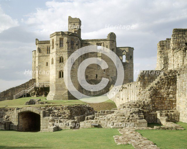 Warkworth Castle, Northumberland, 2004. Artist: Historic England Staff Photographer.