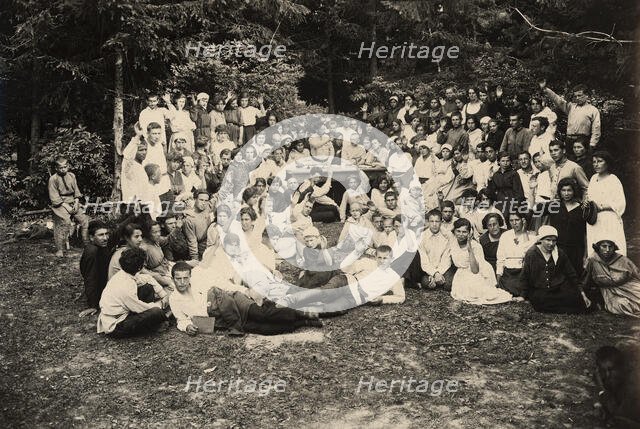 Jewish Pedagogical College and Agricultural School - General meeting, Minsk, 1922-1923. Creator: Unknown.