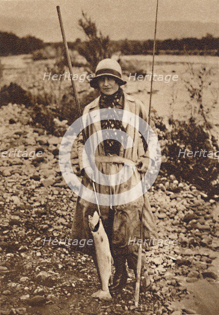 'With a catch at Tokanu, New Zealand', c1927, (1937). Creator: Unknown.