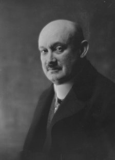 Smith, George D., Mr., portrait photograph, 1916 Mar. 15. Creator: Arnold Genthe.