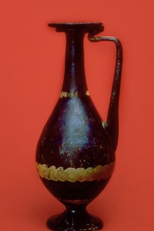 Roman vase, 350-450 AD. Artist: Unknown