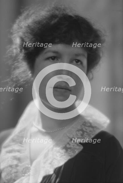 Sedgwick, G., Miss, portrait photograph, 1914 Apr. 11. Creator: Arnold Genthe.