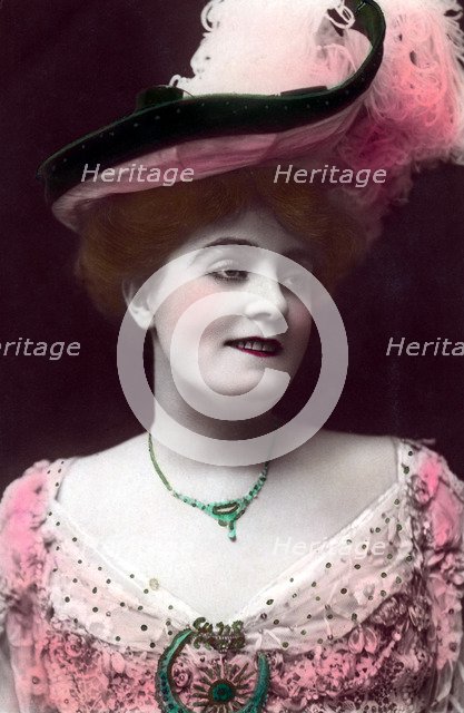 Evie Greene (1875-1917), English actress, 1906.Artist: Rotary Photo