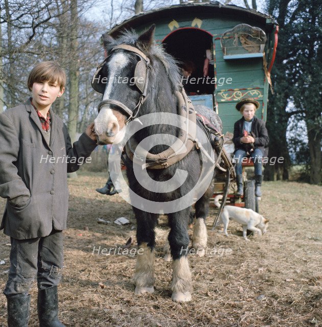 Gipsies with their horse-drawn caravan, Charlwood, Newdigate area, Surrey, 1964