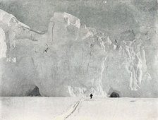 'Face of a Glacier in Victoria Land', c1911, (1913).  Artist: G Murray Levick.