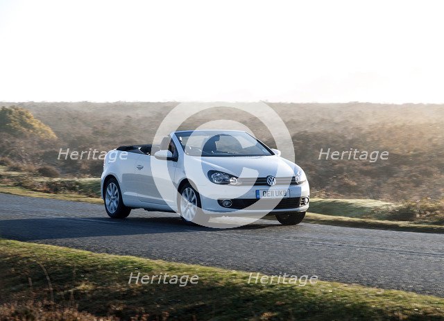 2011 VW Golf Tdi Cabriolet Artist: Unknown.