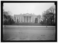 White House, between 1909 and 1923. Creator: Harris & Ewing.