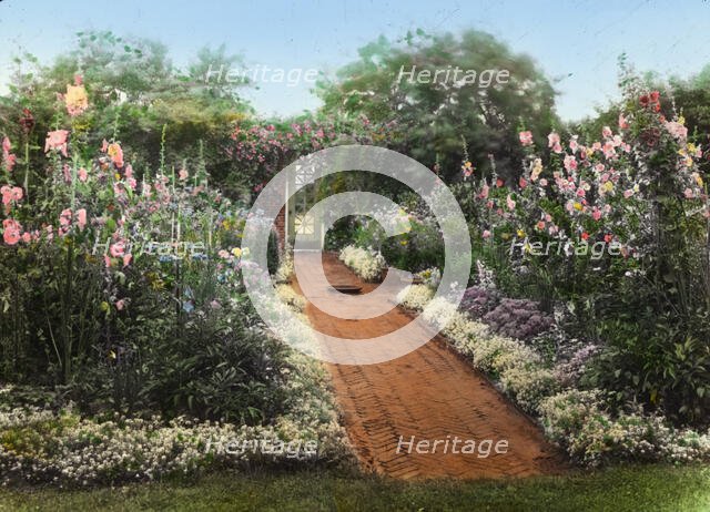 George Warrington Curtis house, Southampton, New York, 1914 or 1915. Creator: Frances Benjamin Johnston.