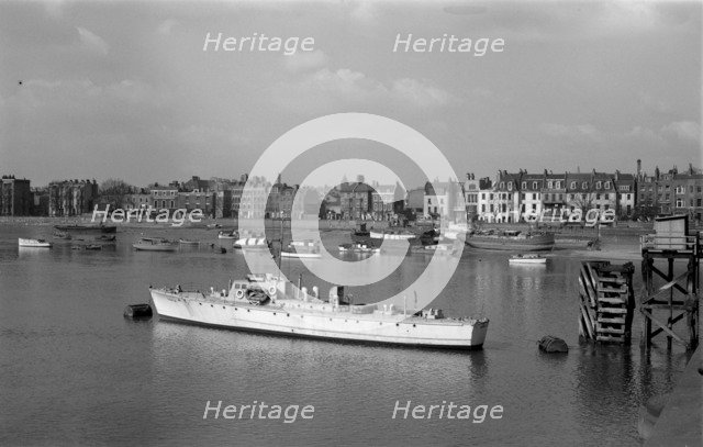 Cheyne Walk, Chelsea, London, from Albert Bridge, c1945-c1965. Artist: SW Rawlings