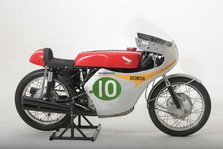 1961 Honda RC162, Mike Hailwood. Creator: Unknown.