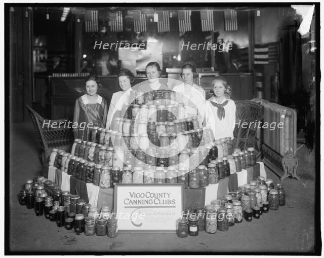 War Garden: Vigo County Canning Clubs, between 1910 and 1920. Creator: Harris & Ewing.
