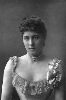 Mrs Lillie Langtry, British actress, 1890. Artist: W&D Downey