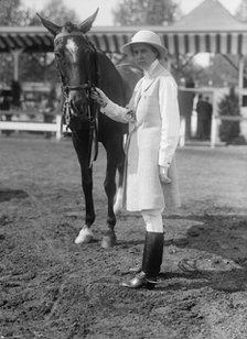 Scriven, Miss Catherine, at Horse Show, 1915 or 1916. Creator: Harris & Ewing.