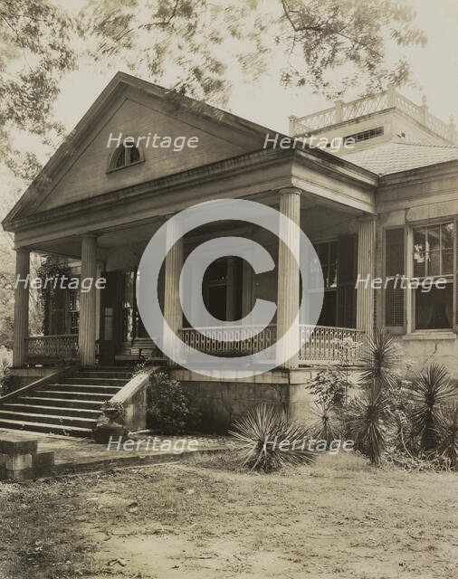 Lansdowne, Natchez, Adams County, Mississippi, 1938. Creator: Frances Benjamin Johnston.