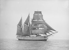 A barquentine rigged ship, 1913. Creator: Kirk & Sons of Cowes.