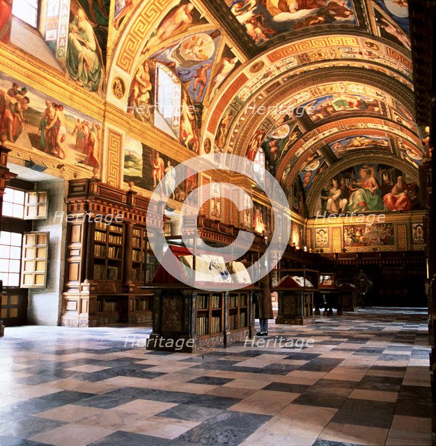 Overview of the Library of the Monastery of San Lorenzo de El Escorial.