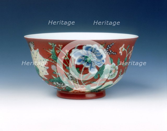 Polychrome bowl with flowers on coral ground, late Kangxi period, Qing dynasty, China, 1700-1722. Artist: Unknown