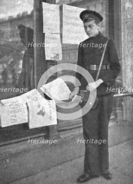 ''La Fin de Trois Empires; Dans la Russie des Soviets..., 1918. Creator: Unknown.