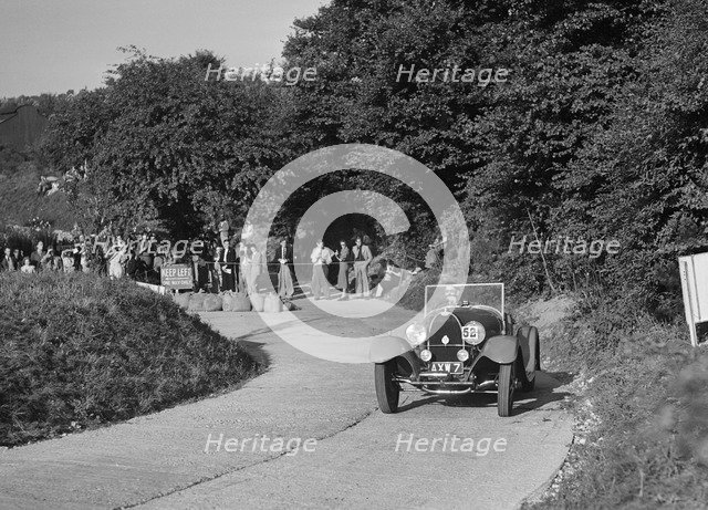 Bugatti Type 43 of GM Crozier competing in the VSCC Croydon Speed Trials, 1937. Artist: Bill Brunell.
