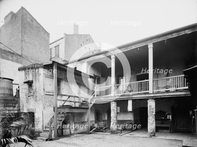 Old Spanish courtyard, New Orleans, Louisiana, between 1900 and 1910. Creator: Unknown.