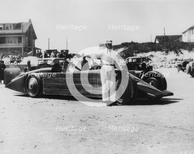 Henry Segrave with the Golden Arrow, Daytona Beach, Florida, USA, 1929. Artist: Unknown