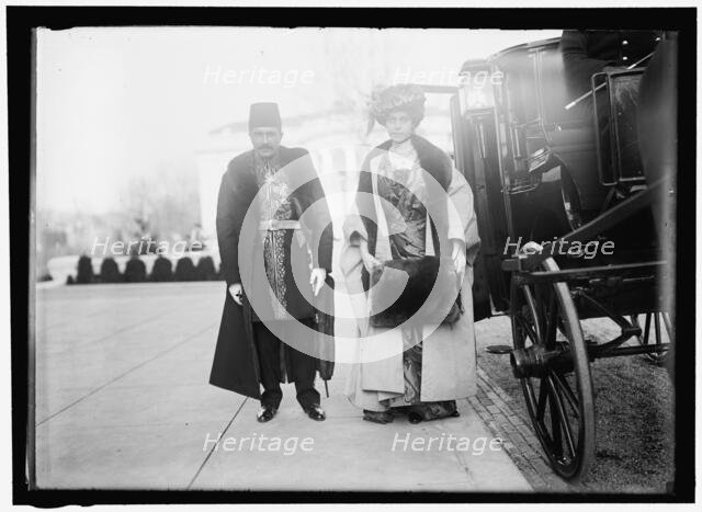 White House visitors, Washington, D.C., between 1910 and 1917. Creator: Harris & Ewing.