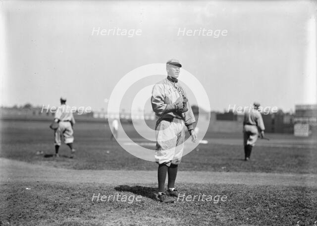 Baseball, Professional - St. Louis Players, 1913. Creator: Harris & Ewing.