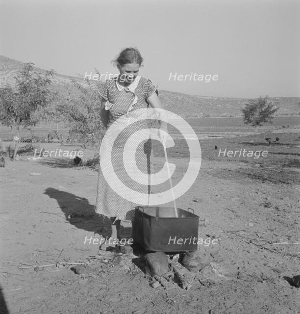 Mrs. Cates, Malheur County, Oregon, 1939. Creator: Dorothea Lange.